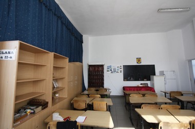 Şi unităţile de învăţământ din Dolj şi Teleorman vor fi închise vineri din cauza vremii. Cursurile vor fi suspendate în alte şase judeţe şi în Capitală