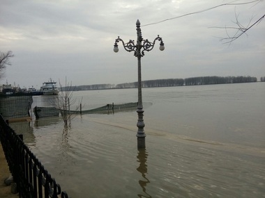 Galaţi: Dunărea a depăşit cota de inundaţie - FOTO