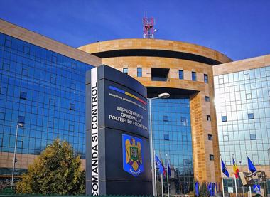 Poliţia de Frontieră: Este folosită la maxim capacitatea punctelor de trecere a frontierei; spre Ungaria, deschise toate cele 10 puncte de trecere ocazionale; spre Bulgaria, taxele de drum se vor achita în numerar
