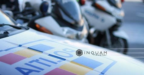 Şeful Poliţiei Feteşti, cercetat pentru pornografie infantilă după ce pe reţelele de socializare au apărut imagini cu el în ipostaze indecente alături de o minoră