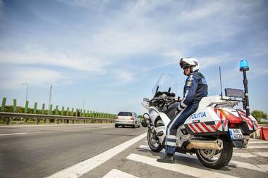 Infotrafic: Se circulă bine pe toate arterele din ţară, dar se aşteaptă aglomeraţie pe DN 1; şoferii sunt sfătuiţi să-şi păstreze calmul la volan 