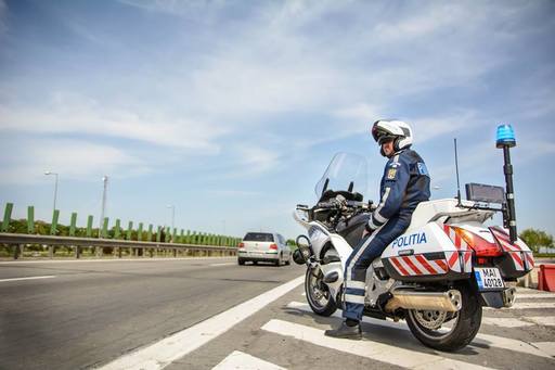 Infotrafic: Se circulă bine pe toate arterele din ţară, dar se aşteaptă aglomeraţie pe DN 1; şoferii sunt sfătuiţi să-şi păstreze calmul la volan 