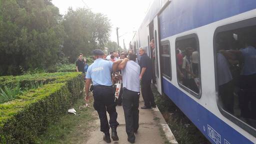 Aproape 100 de dosare penale deschise de poliţiştii de la transporturi pentru furt, contrabandă sau evaziune fiscală în ulima săptămână; pentru nereguli, au fost aplicate amenzi în valoare totală de peste 27.000 de lei
