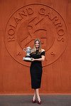 Nicuşor Dan: Primăria a refuzat solicitarea Simonei Halep de a se întâlni cu fanii într-o piaţă, i-a oferit scările exterioare de la Arena Naţională. PMB: Nu s-a pus în discuţie ca acest eveniment să se desfăşoare în altă locaţie decât la Arena Naţională