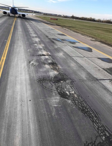Aeroportul Otopeni anunţă că încep procedurile de redeschidere a pistei 2. Pot apărea întârzieri la aterizarea şi decolarea unor zboruri