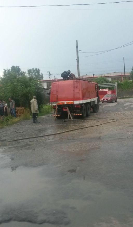 Alba: Trafic îngreunat pe DN 74, din cauza aluviunilor
