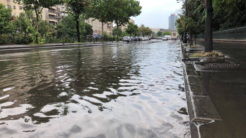 Dăncilă roagă Ministerul de Interne să acţioneze pentru prevenirea inundaţiilor