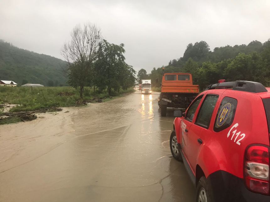 Dăncilă spune că vor fi evaluate pagubele inundaţiilor şi va fi oferit sprijin comunităţilor afectate