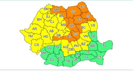 Meteorologii au prelungit avertizarea de ploi torenţiale şi instabilitate atmosferică, până duminică dimineaţă şi au extins numărul judeţelor care vor fi afectate