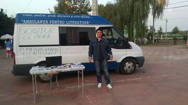 Cele trei persoane suspectate că au agresat-o pe scriitoarea din Brăila care dormea într-o maşină asemănătoare ambulanţei, plasate sub control judiciar