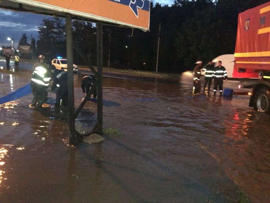 Prahova: Pagube estimate la o sută de milioane de lei, în urma inundaţiilor din iulie