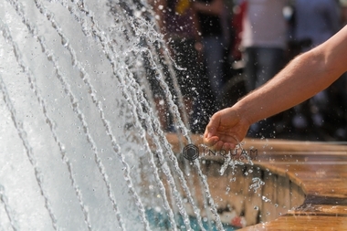 Vreme foarte caldă în weekend, cu temperaturi de până la 35 de grade Celsius