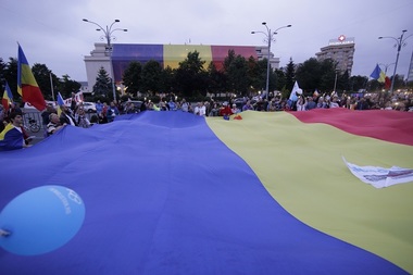 Primăria Capitalei: Manifestaţia anunţată pentru vineri, în Piaţa Victoriei,
nu are organizatori. Doar notificarea autorităţilor nu este prevăzută de lege