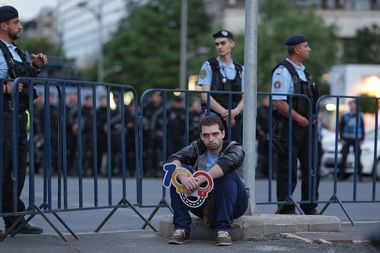 Jandarmeria: Nu suntem trupe pretoriene în serviciul nimănui, suntem în sprijinul cetăţeanului; am citit ameninţări cu moartea la adresa jandarmilor care vor fi vineri la protest, vă asigurăm că nu vom tolera astfel de atitudini