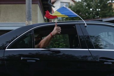 Mitingul diasporei - Poliţiştii vor face controale pirotehnice în maşinile parcate în zona Piaţa Victoriei 