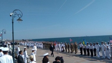 UPDATE: Ziua Marinei, la Constanţa - Iohannis: Cei care gândim şi simţim româneşte să facem tot posibilul să construim o Românie mai bună/Fifor: Săptămâna viitoare aprobăm HG pentru achiziţionarea sistemului de de lansare de rachete anti-navă - VIDEO