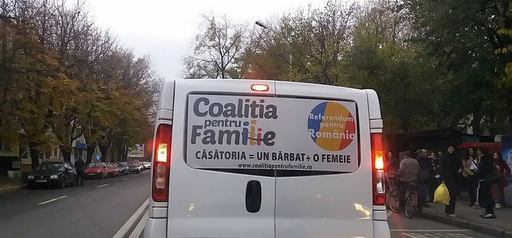 Coaliţia pentru familie - Comitetul de iniţiativă pentru modificarea Constituţiei acuză boicotul generalizat al partidelor politice şi "maniera superficială şi neprofesionistă în care referendumul a fost organizat"