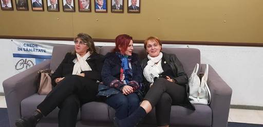 UPDATE - Medic care trebuia să predea Sorinei Pintea un memoriu şi a aşteptat-o în frig: Ce poate determina un ministru să ne cheme de la câteva sute de kilometri şi apoi să nu te mai primească? Explicaţiile ministrului