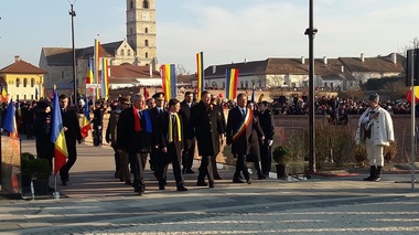 Iohannis, la Alba Iulia: Avem privilegiul de a fi moştenit rodul celui mai important proiect concretizat vreodată în spaţiul strămoşilor noştri. Este datoria şi responsabilitatea noastră de a omagia trecutul