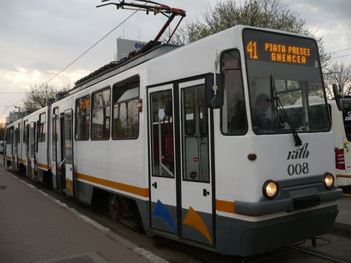 Primăria Capitalei vrea să acorde elevilor gratuitate la transportul în comun