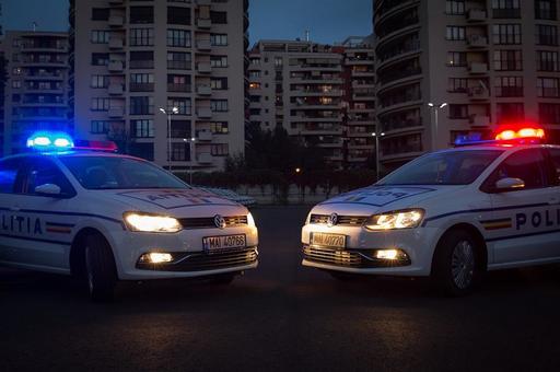 Sfaturi de la poliţişti în perioada sărbătorilor: Atenţie, răufăcătorii se pot deghiza în colindători şi pot fura diverse bunuri!