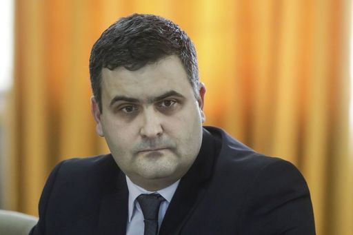 Ministrul Apărării spune că a încercat să discute cu Iohannis despre conducerea SMAp: E limpede că s-a încercat o ambuscadă; din fericire am la dispoziţie căile legale pentru a readuce lucrurile în matca lor legală