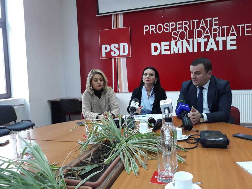 Sorina Pintea acuză interese din zona privată medicală care au blocat construirea unui Institut Oncologic la Timişoara şi a făcut plângere penală faţă de conducerea DSP Timiş