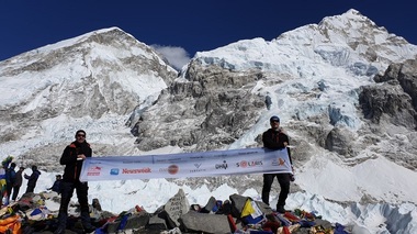 Românul plecat în Himalaya pentru cauza copiilor în dificultate, într-o gală caritabilă alături de Inna şi Irina Rimes