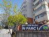 Zeci de persoane au protestat, într-un cartier din Iaşi, nemulţumite că în locul unui parc ar urma să fie construit un bloc cu zece etaje. FOTO