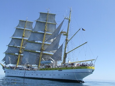 Nava-şcoală "Mircea" va pleca în marşul anual de instrucţie, urmând să traverseze cinci mări şi Oceanul Atlantic