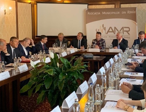 Reprezentanţii Asociaţiei Municipiilor din România vor să se întâlnească cu Dăncilă şi Teodorovici pentru a găsi soluţii pentru ieşirea din riscul de faliment al administraţiei publice locale