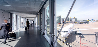 Primarul oraşului Braşov: Aeroportul internaţional din Braşov ar putea fi gata în doi ani