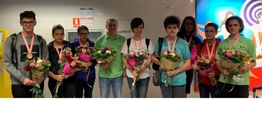 MEN: Echipa României a obţinut opt premii şi locul I în clasamentul pe medalii la Olimpiada Internaţională Pluridisciplinară Tuymaada - Yakuţia