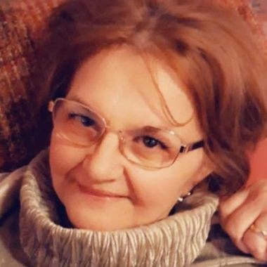 Mihaela Miroiu: Să te naşti fată este încă excesiv de periculos pe lumea noastră / Ne bazăm pe toţi bărbaţii umani, fiindcă ei deţin mare parte a puterii, ca să schimbăm această lume de oroare