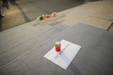 Reacţie puternică la adresa jandarmilor a participanţilor de la protestul de duminică seară, care le-au strigat „Criminalii” - VIDEO