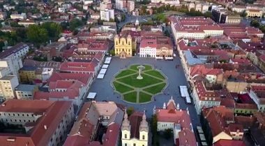 Peste 700 de militari, 40 de mijloace tehnice, elicoptere, Detaşamentul de cavalerie şi Detaşamentul de Gardă de Onoare al Jandarmeriei vor reconstitui, la Timişoara, reinstaurarea administraţiei româneşti din 1919