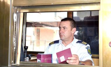 Măsuri suplimentare la graniţa cu Bulgaria, unde Poliţia de Frontieră se aşteaptă la aglomeraţie în minivacanţa de Sfânta Maria; anul trecut, peste 128.000 de oameni au trecut graniţa