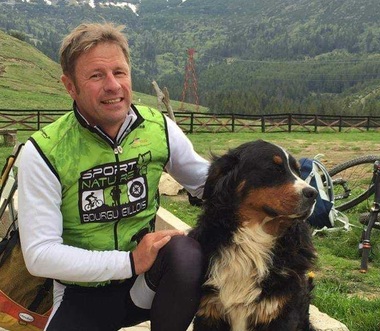 Trupul alpinistului Zsolt Torok va fi coborât din munte de echipele Salvamont, elicopterul solicitat pentru operaţiune neputând interveni din cauza vremii