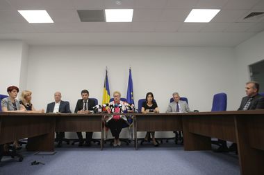 Avocatul Poporului spune că schimbările privind organizarea STS nu rezolvă chestiuni precum modul în care se fac angajările şi se derulează activitatea la serviciul 112