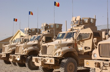 Militarul şi reprezentantul misiunii diplomatice a României la Kabul ucişi săptămâna trecută vor fi repatriaţi astăzi