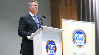Iohannis: Miniştrii pe care PSD i-a perindat la Ministerul Educaţiei nu au rezistat tentaţiei păguboase de a face politici educaţionale după ureche, cu mici modificări haotice aduse cel puţin lunar
