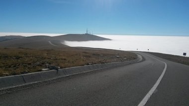 Circulaţia pe Transalpina se închide mâine, pe sectorul cuprins între Rânca şi Obârşia Lotrului



