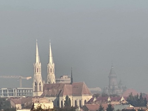 Primarul  Nicolae Robu a dat ordin de intensificare a procesului de spălare a străzilor, după ce în Timişoara a apărut smog