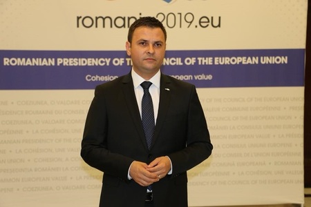 Fostul ministru al Dezvoltării: Lăsăm moştenire următorului guvern şi statului român cel puţin pentru anul 2020 şi anul 2021 câteva miliarde de euro bune care vor intra în ţară