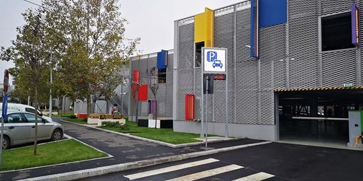 Parcare modulară cu peste 300 de locuri, construită la Piaţa Sudului din Bucureşti, după o investiţie de peste 22 de milioane de lei