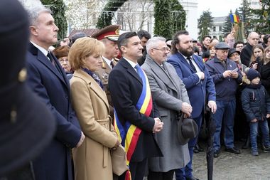 Custodele Coroanei şi ASR Principele Radu, cetăţeni de onoare ai municipiului Iaşi - VIDEO