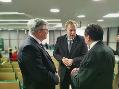 Ce a găsit ministrul Sănătăţii în unele spitale ieşene: Sobe din secolul 18 şi saloane nerenovate încă din timpul studenţiei sale

