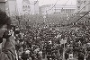 30 DE ANI DE LA REVOLUŢIE: În 18 decembrie, la Timişoara era instituită legea marţială, iar tinerii mureau pe treptele Catedralei, în numele Libertăţii - VIDEO