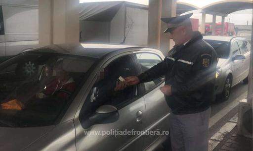 Poliţia de Frontieră: Trafic de persoane dublat în ultimele 24 de ore, faţă de o zi normal din timpul anului