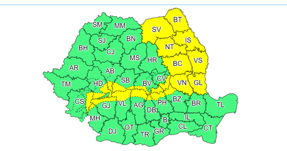 Cod galben de vânt puternic, în Moldova şi în zonele montane, de marţi seară până miercuri, la ora 20.00/ Rafalele de vânt vor ajunge şi la 70 de kilometri la oră în zonele joase/ Sunt aşteptate precipitaţii mixte care pot duce la formarea de polei